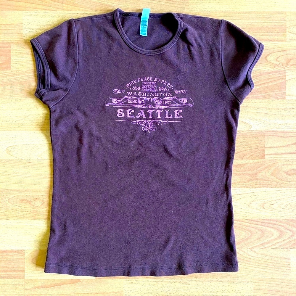 PIKE PLACE MARKET SEATTLE TEE